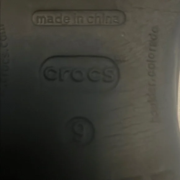 CROCS Black and White Animal Print Sandals/flip flops - Picture 4 of 4